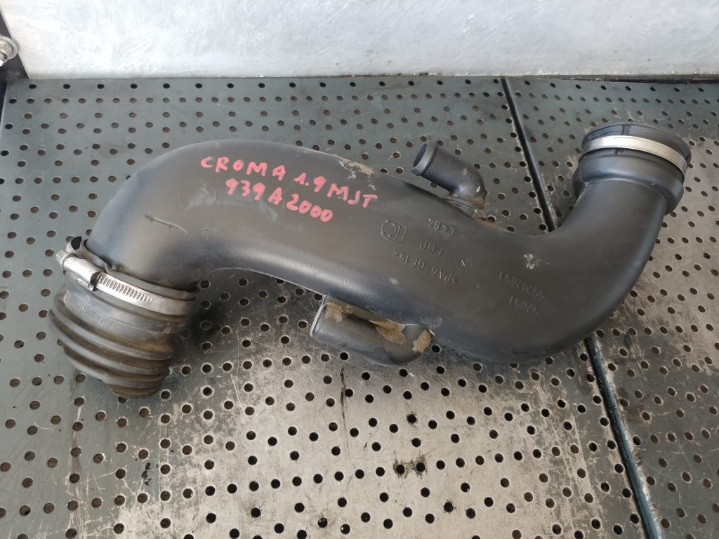 Tubulatura admisie aer 1.9 d 939a2000 alfa romeo 159 fiat croma 55202653