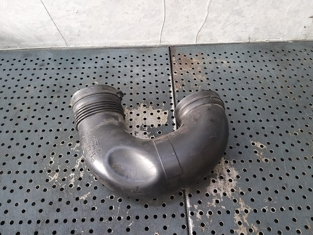 Tubulatura admisie aer 1.9 tdi skoda octavia 2 1k0129618af