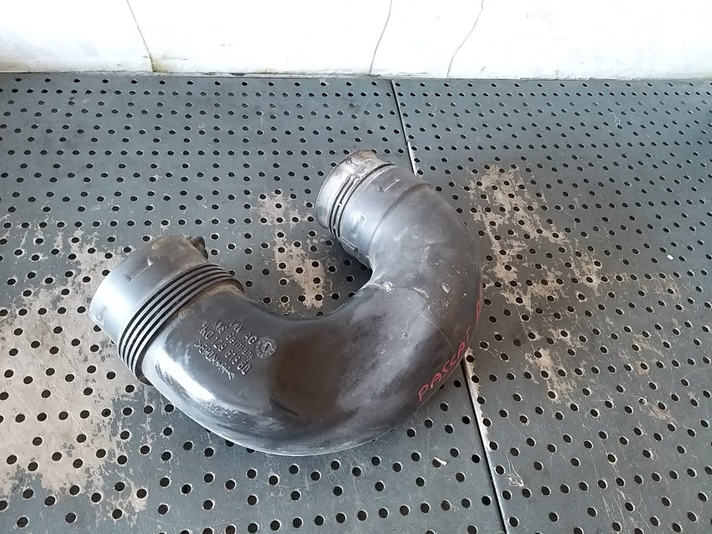 Tubulatura admisie aer 1.9 tdi vw caddy 3 2k 1k0129618bq