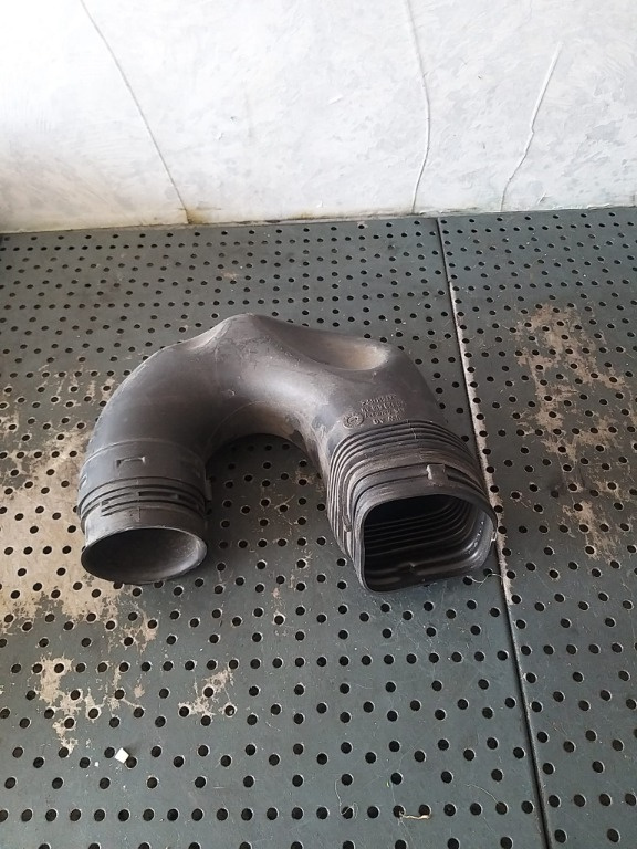Tubulatura admisie aer 2.0 tdi vw passat b6 3c 1k0129618an