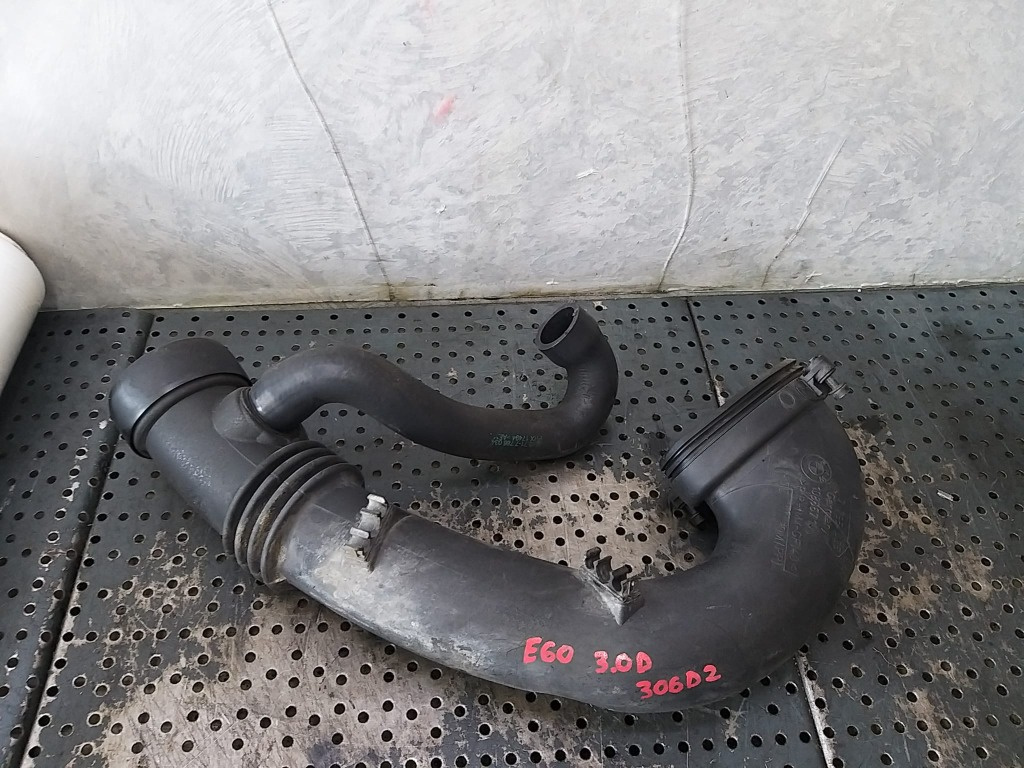 Tubulatura admisie aer 3.0 d bmw seria 5 e60 7795026 10866710