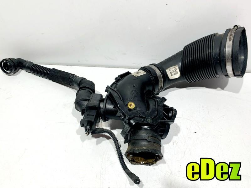 Tubulatura admisie aer Audi A4 (2015-2019) [8W2, B9] 2.0 tdi DEUA 150 cp 04L129661B