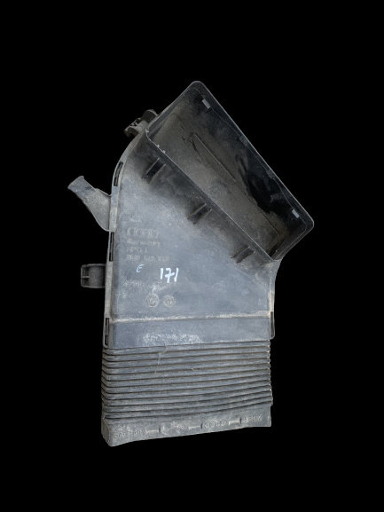 Tubulatura admisie aer Cod: 8E0129617 8E0129617 Audi A4 B6 [2000 - 2005] Sedan 2.0 MT (130 hp) SE 2....