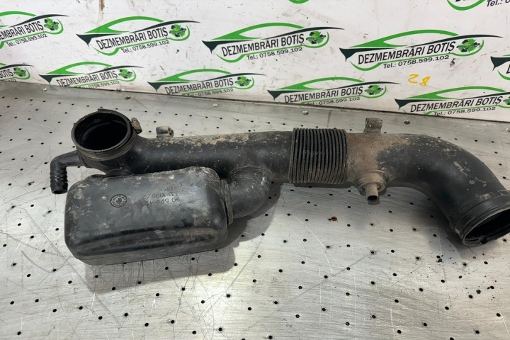 Tubulatura admisie aer Opel Astra G [1998 - 2009] wagon 5-usi 1.6 MT (101 hp)