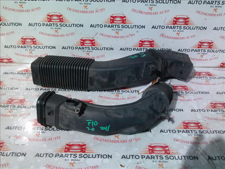 Tubulatura admisie BMW F11 3.0 D an fabr. 2011