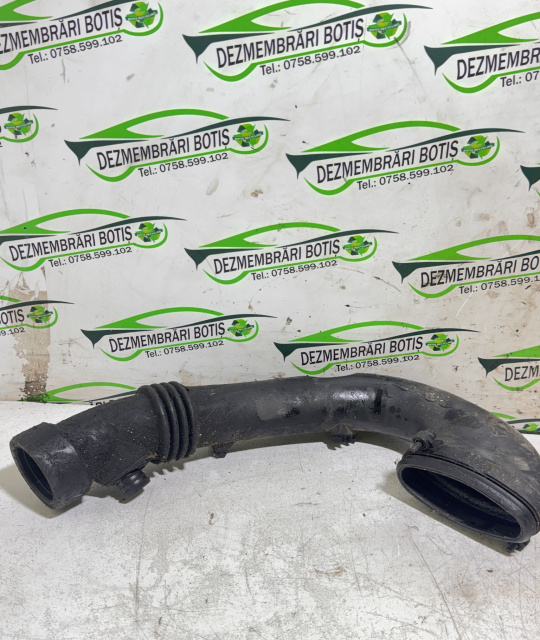 Tubulatura admisie BMW Seria 5 E60/E61 [2003 - 2007] Sedan 530d MT (218 hp)