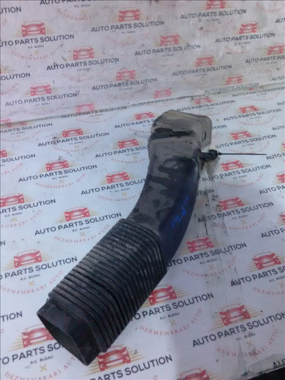 Tubulatura admisie BMW SERIA 5 F10 3.0 d an fabr. 2012