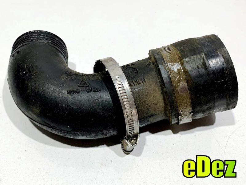 Tubulatura admisie / intercooler Volvo V70 3 facelift (2013-2016) 2.4 d5 D5244T15 215 cp 31338572