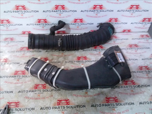 Tubulatura admisie MITSUBISHI OUTLANDER 2.2D an fabr. 2011