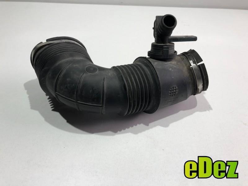 Tubulatura admisie Opel Insignia (2008-2013) 2.0 cdti 55561787