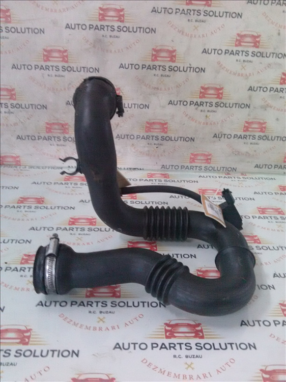 Tubulatura admisie RENAULT TRAFIC 2.0 D an fabr. 2009