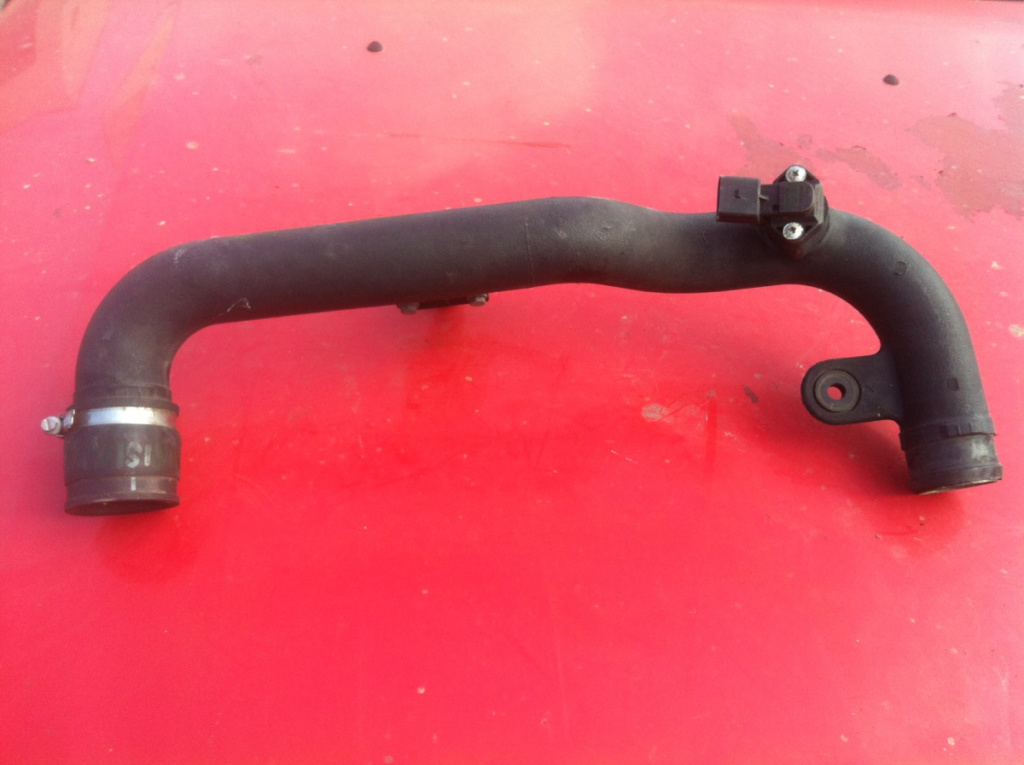 Tubulatura admisie turbina Audi A4 B5 [facelift] [2000 - 2001] Sedan 1.9 TDI MT (90 hp) (8D2 B5)