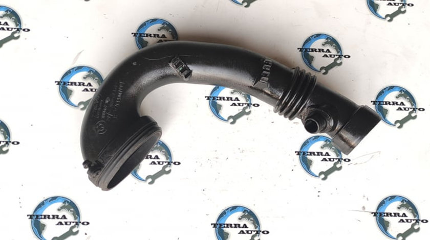 Tubulatura admisie turbina BMW Seria 5 (E60 / E61) 2.5 D cod: 7786013