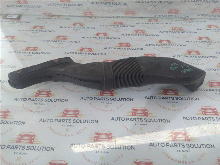 Tubulatura admisie VOLKSWAGEN PASSAT B5 1.6B an fabr.2000