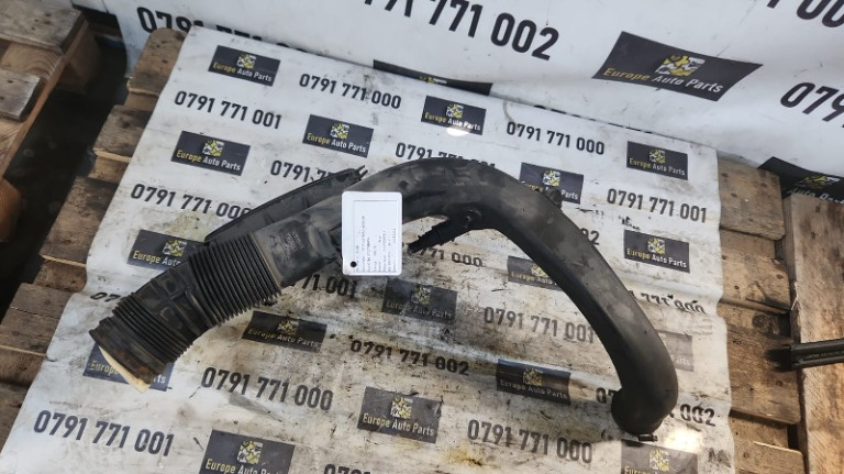 Tubulatura admisie Volvo XC60 2.0 D5244T15 2011 Euro 5 Cod : 31319049