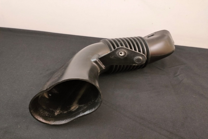 Tubulatura aer 13981114 BMW Seria 5 E60/E61 [2003 - 2007]