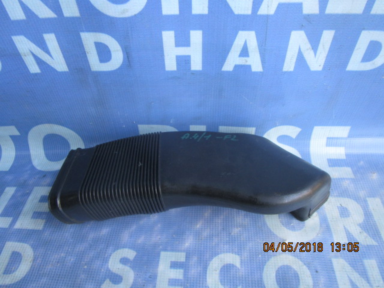 Tubulatura aer Audi A4 2.5tdi Quattro ; 8D0129617 // 058129617