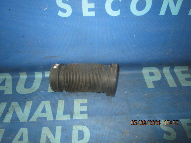 Tubulatura aer Audi A6 2.4i ; 8D0129627