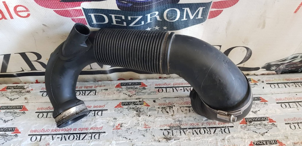 Tubulatura aer Audi A6 C7 4G 2.0 TDI 136 CP CGLE cod 4g0129615d