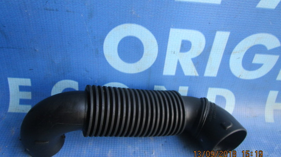 Tubulatura aer Citroen C3 1.4i ; 964374038000