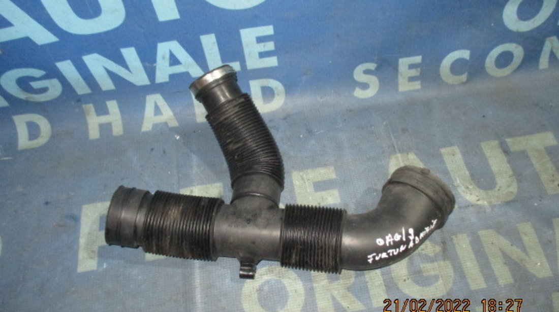 Tubulatura aer Opel Astra G 1.6i; 90531011 (admisie)