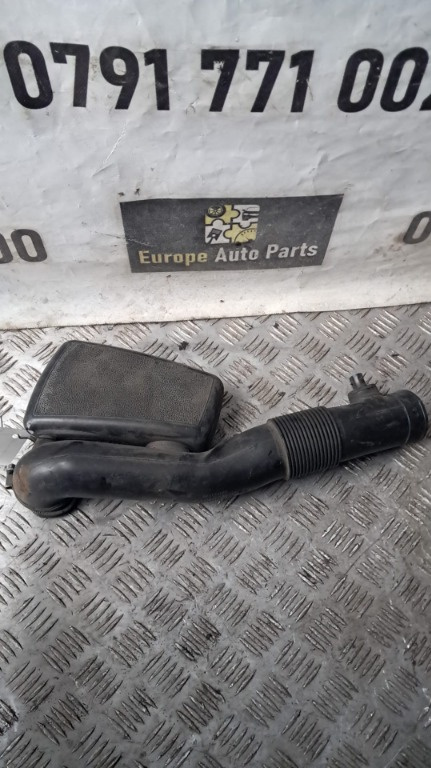 Tubulatura aer Opel Meriva 1.6 16V Z16XEP an 2006 cod 55355457
