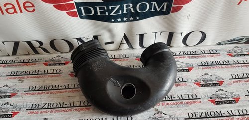 Tubulatura aer VW Passat B6 2.0 TDI 110 CP CBDC cod piesa 3c0129618d