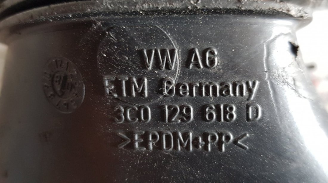 Tubulatura aer VW Passat B6 2.0 TDI 136 CP CBAA cod piesa 3c0129618d