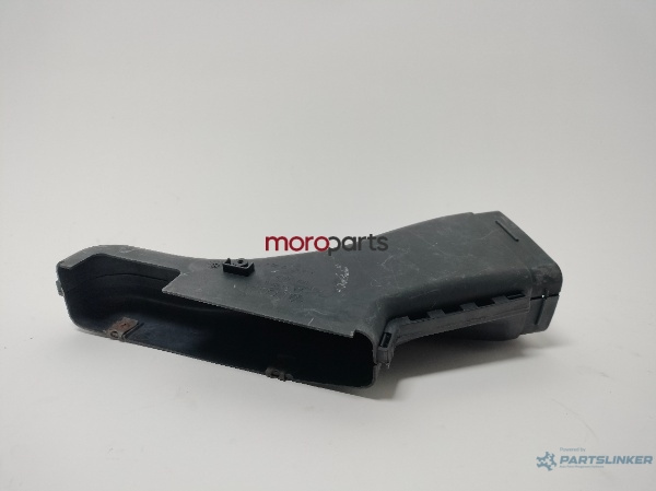 Tubulatura filtru aer AUDI A4 Saloon (8D2, B5) [ 1994 - 2001 ] VAG OEM 058129617D