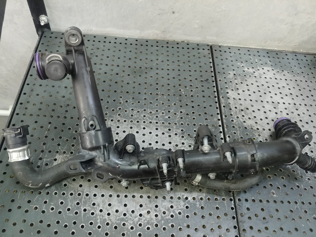 Tubulatura furtun apa 1.5 hdi yh01 peugeot 3008 citroen c5 9820174380