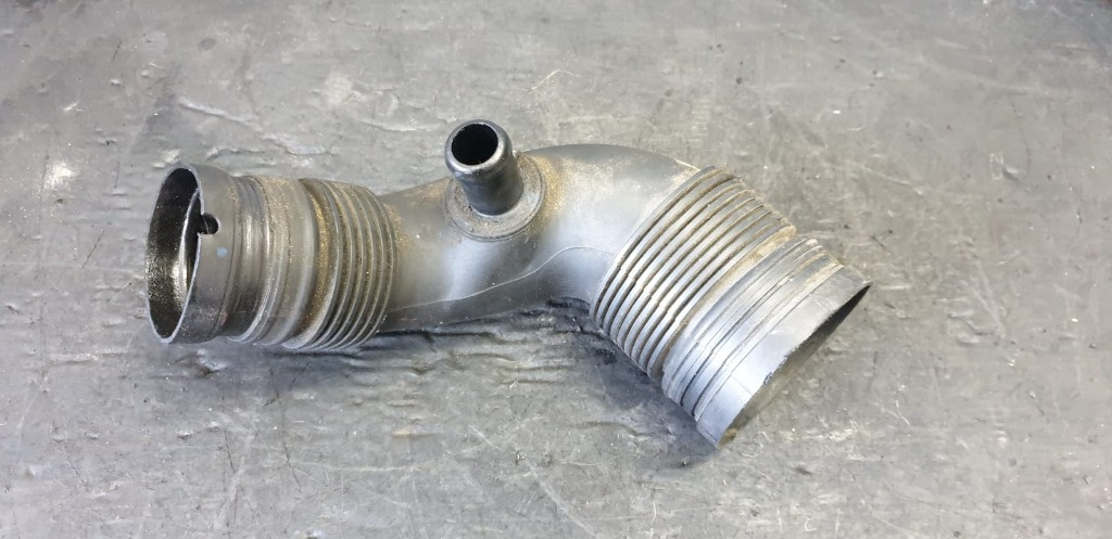 Tubulatura intercooler 1.6 d 955a3000 alfa romeo mito 50510628