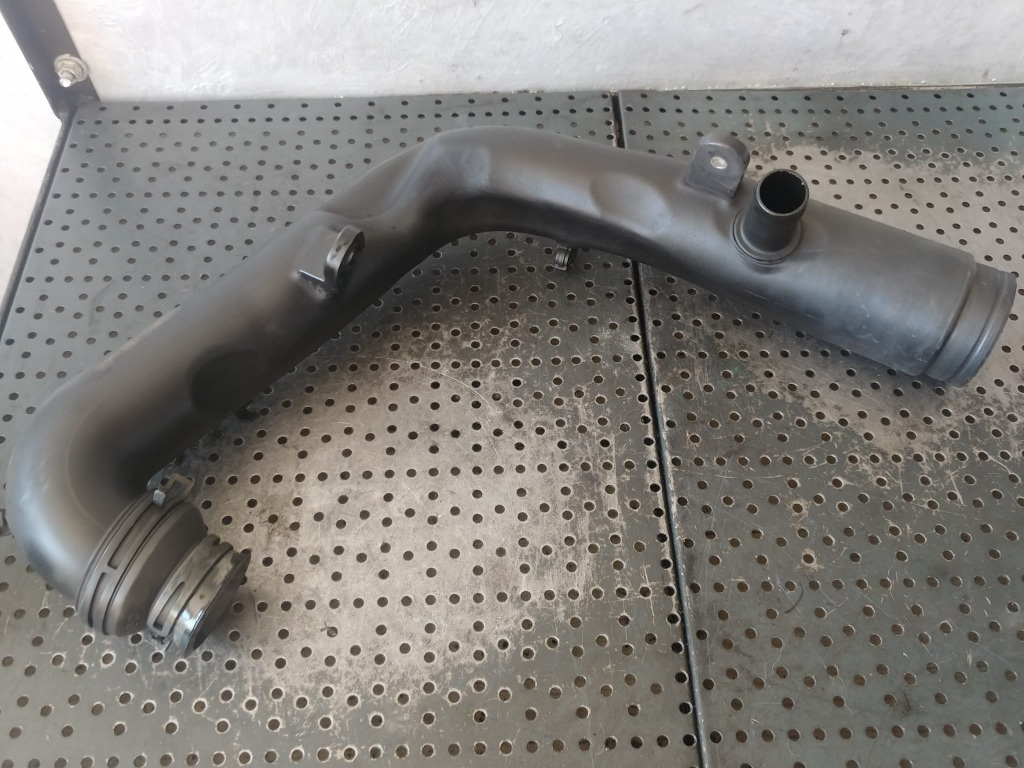 Tubulatura intercooler 1.9 tdi bkc skoda octavia 2 seat altea vw golf 5 touran jetta 1k0129654aa