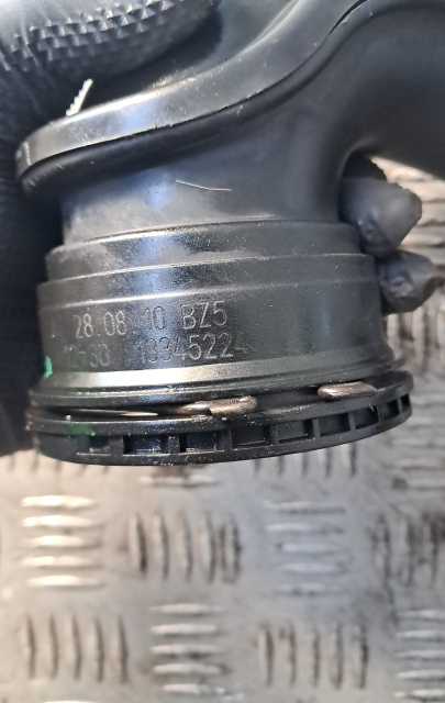 Tubulatura intercooler 13265276 / 13345224 Opel Astra J [2009 - 2012] Sports Tourer wagon 1.4 Turbo AT (140 hp) motor 1.4 benzina turbo A14NET 215000 km rulati