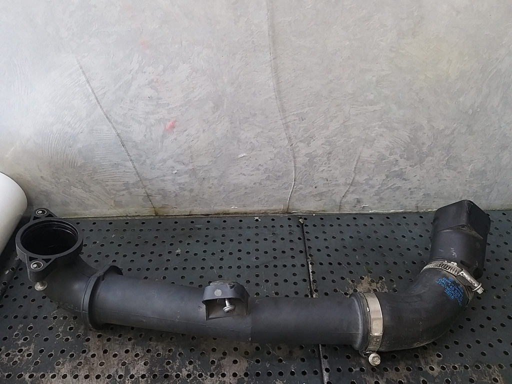 Tubulatura intercooler 2.0 tdi audi a3 8v 04l145770s 04l145828g