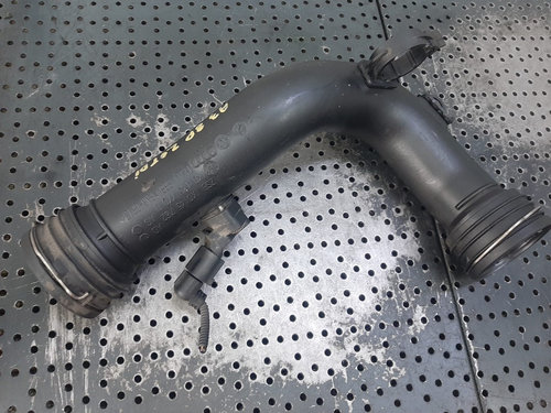 Tubulatura intercooler 2.0 tdi bkp vw passat b6 vw golf 5 jetta audi a3 8p skoda octavia 2 1k0145770...