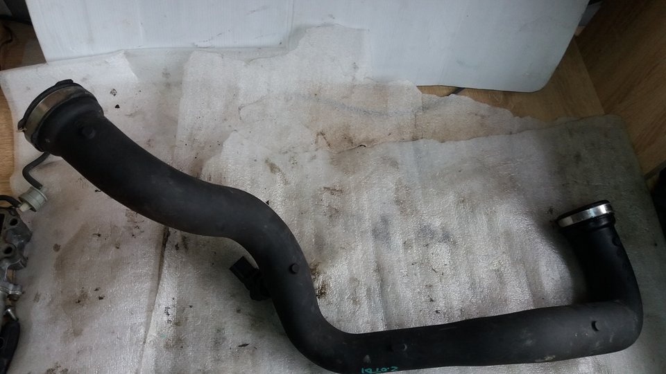 Tubulatura intercooler cu senzor audi a4 8k b8 2013 2.0 tdi 8k0145673