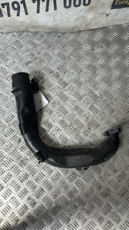 Tubulatura intercooler Renault Megane 3 1.5 dci K9K837 an 2013 cod 8200645723