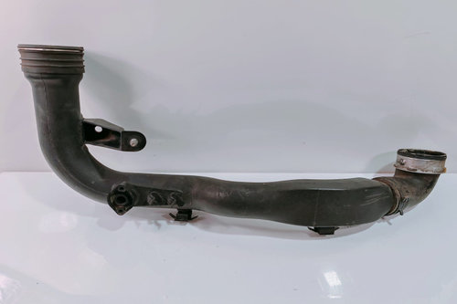 Tubulatura tub / furtun intercooler 3B0145762C Volkswagen VW Passat B5.5 [facelift] [2000 - 2005]