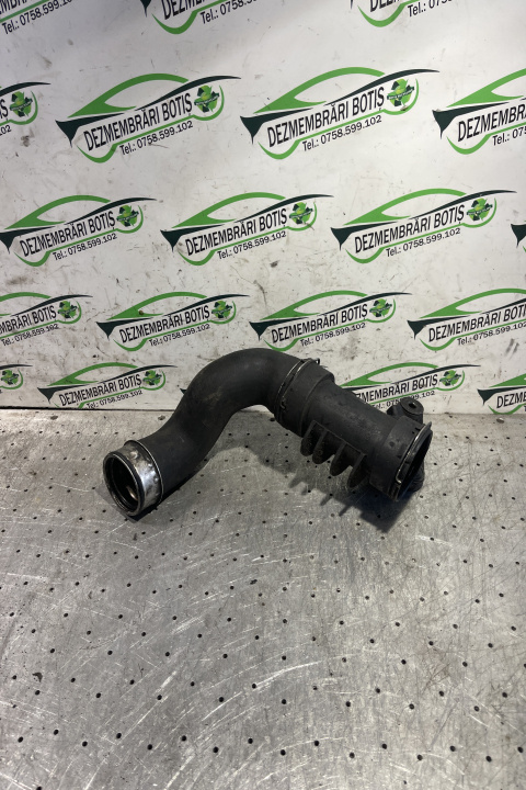 Tubulatura tub intercooler A 209 528 03 82 Mercedes-Benz C-Class W203/S203/CL203 [2000 - 2004] Sedan 4-usi C220 CDI MT (143 hp)