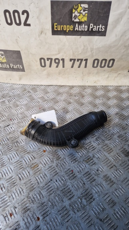 Tubulatura turbina Vw Golf 6 1.8 TFSI cod motor CDAA an 2010 cod 1K0145840R