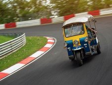 Tuk-Tuk pe Nurburgring