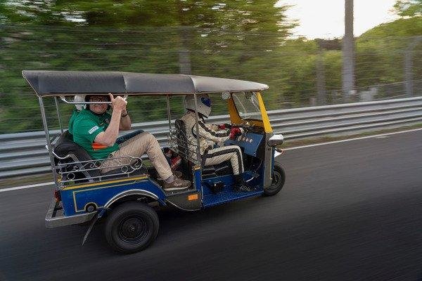 Tuk-Tuk pe Nurburgring