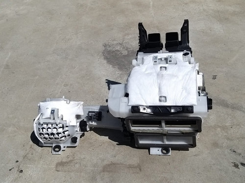 Tulumba aer bord peugeot 5008 2 5p1320300 9811149580 9811149480