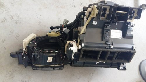 Tulumba aer renault laguna 3 2008 cod x91-hvac 52409189