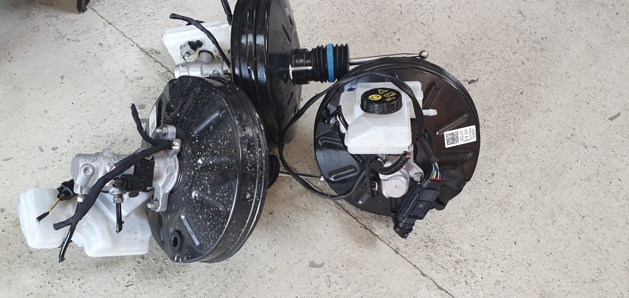 Tulumba Servofrana Skoda Octavia 3 2013 2014 2015 2016