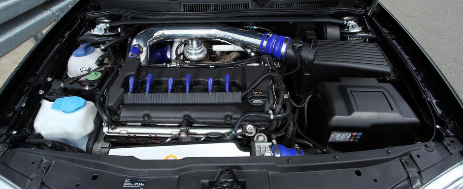 Tuning de 650 CP si 20.000 euro pentru vechiul VW Golf IV Tuning de 650 CP si 20.000 euro pentru vechiul VW Golf IV