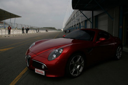 Tuning exotic: 8C Competizione by Autodelta