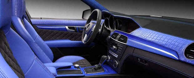 Tuning Interior: Piele de reptila si carbon albastru pentru Mercedes C63 AMG