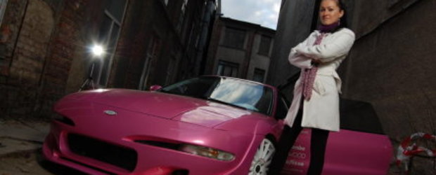 Tuning la feminin: Pink Ford Probe  by Ramona