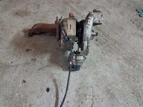 Turbina 03l253016t vw jetta IV 1.6 tdi cayc 105 cai